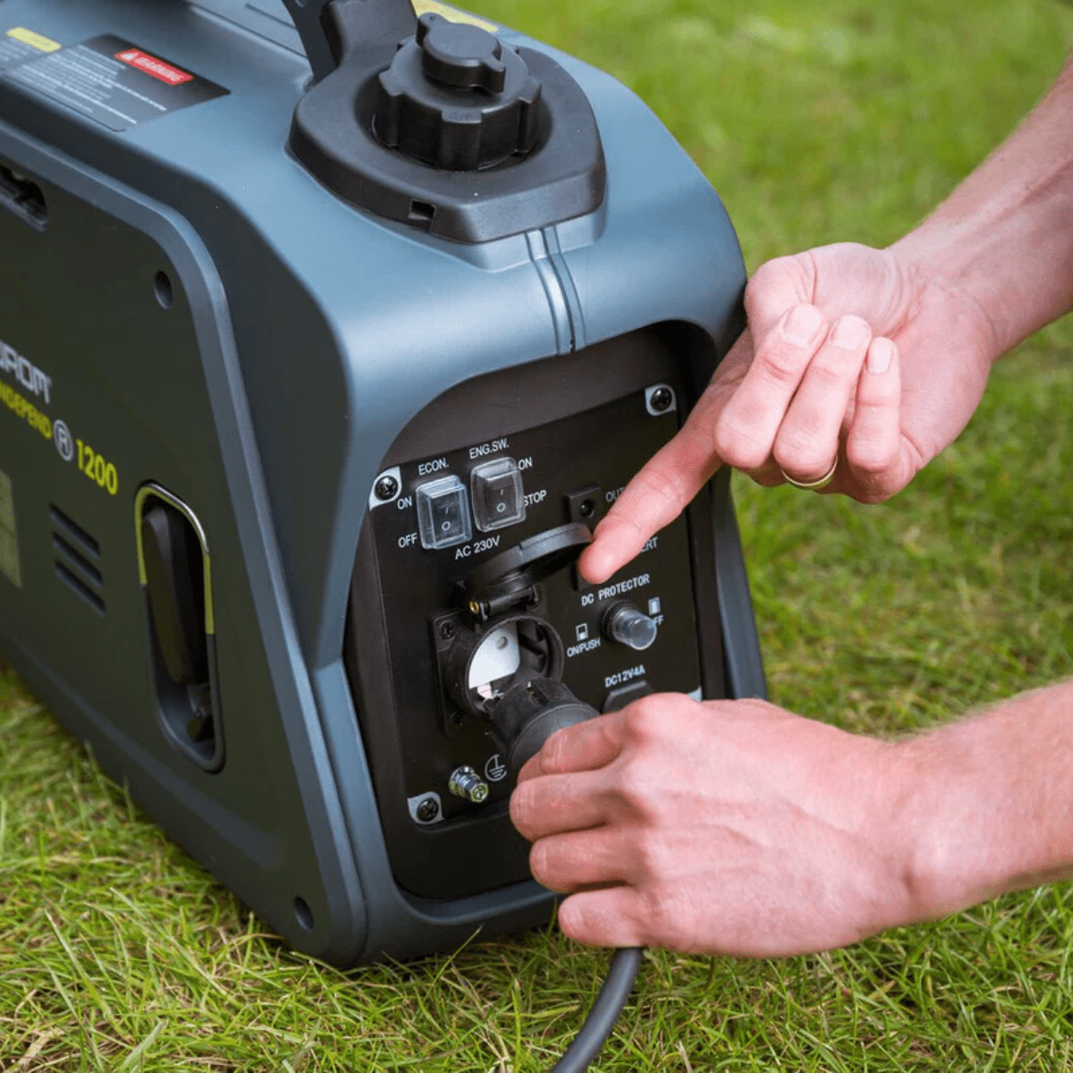 Generator benzina Eurom Independ 1200 – 1100 VA, 230V, portabil - CampShop.ro