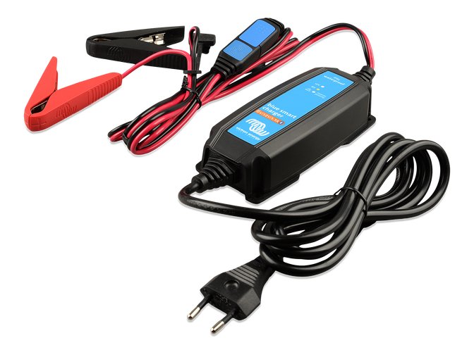 Incarcator de retea Victron Energy Blue Smart IP65 Charger 6V/12V-1.1 + DC connector - CampShop.ro