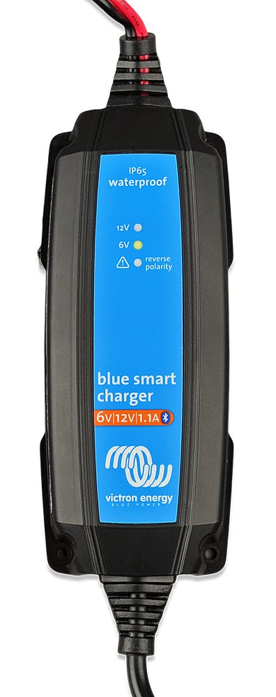 Incarcator de retea Victron Energy Blue Smart IP65 Charger 6V/12V-1.1 + DC connector - CampShop.ro