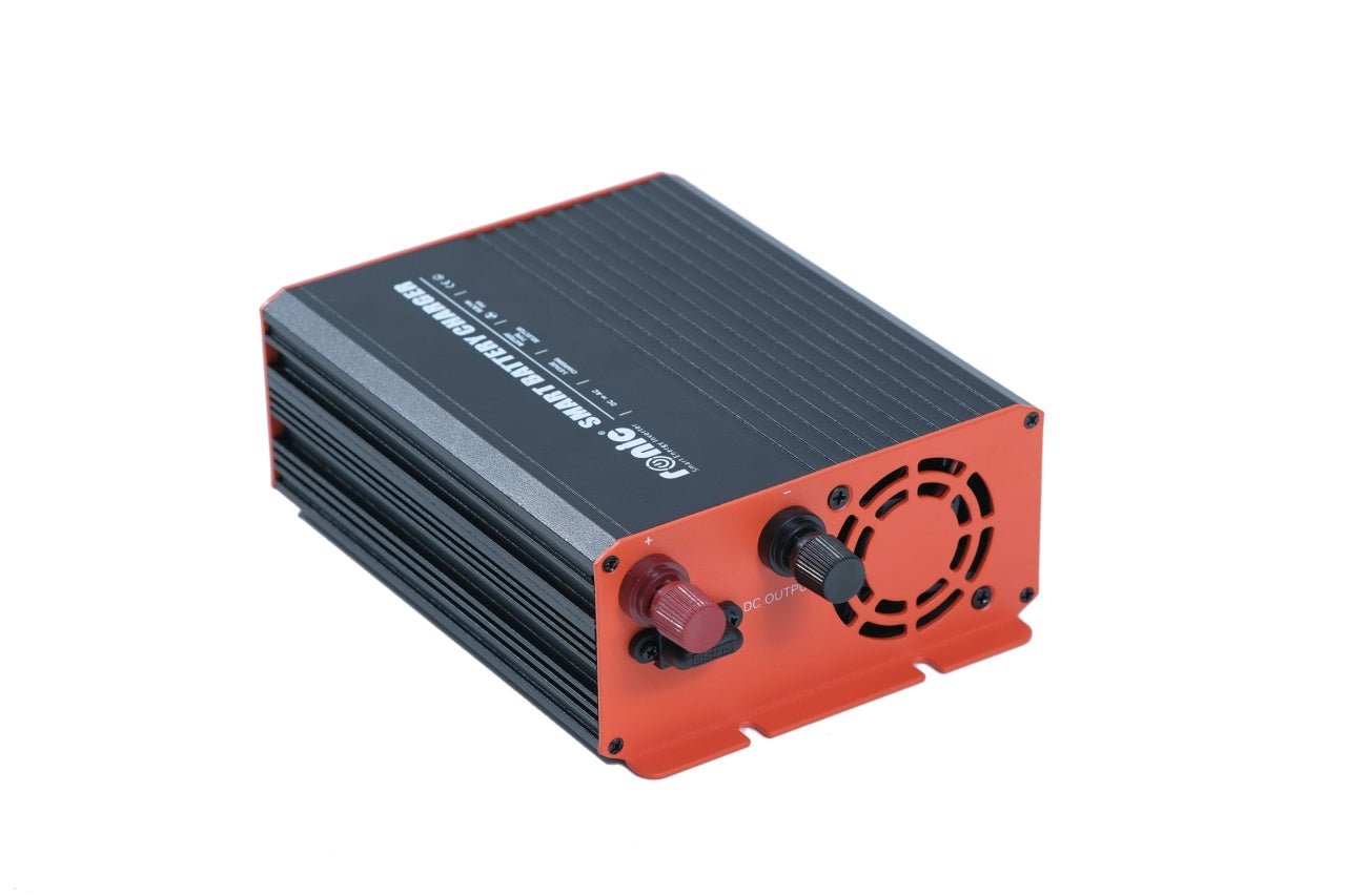 Incarcator / Redresor Inteligent pentru Acumulatori LiFePO4/AGM/GEL, 12V si 12.8V, 20A, Model GS - 1220B - CampShop.ro