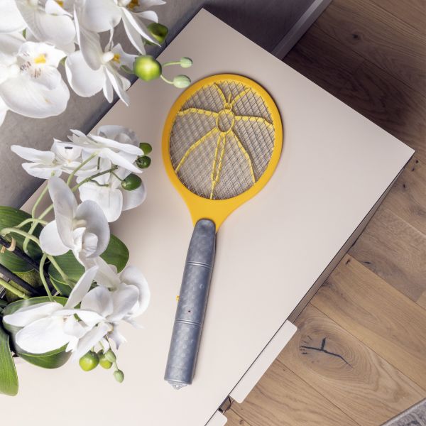 Paleta electrica impotriva insectelor - CampShop.ro