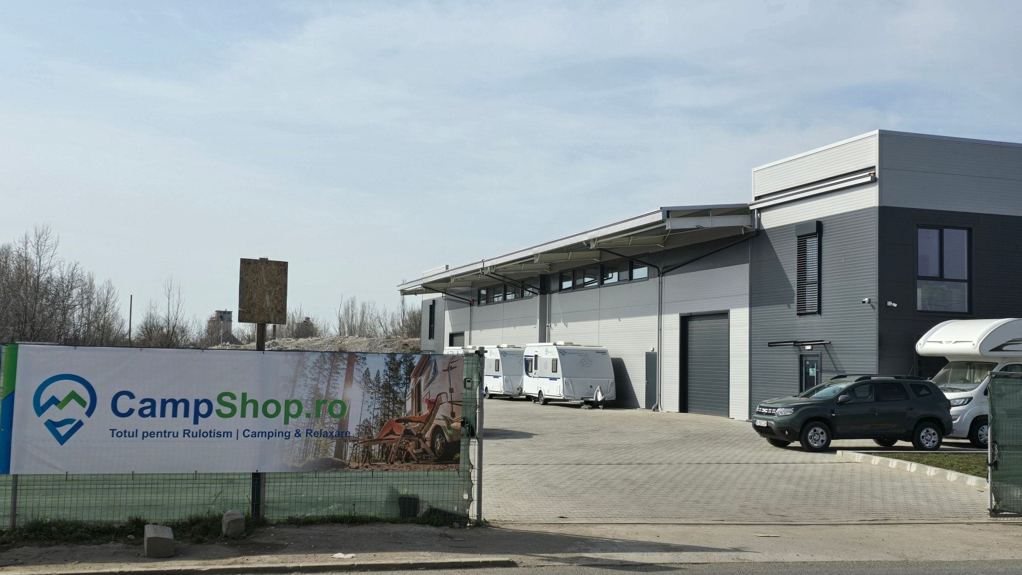 Parcare Termen Scurt / Short Term Parking - CampShop.ro
