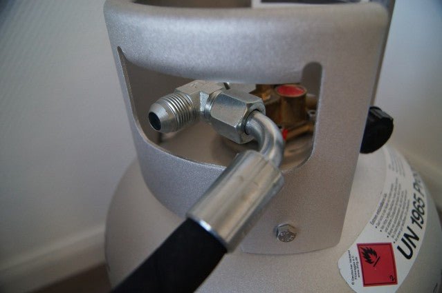 Piesă în T DREHMEISTER – filet 3/4" - 16 UNF pentru furtunuri de umplere GPL - CampShop.ro