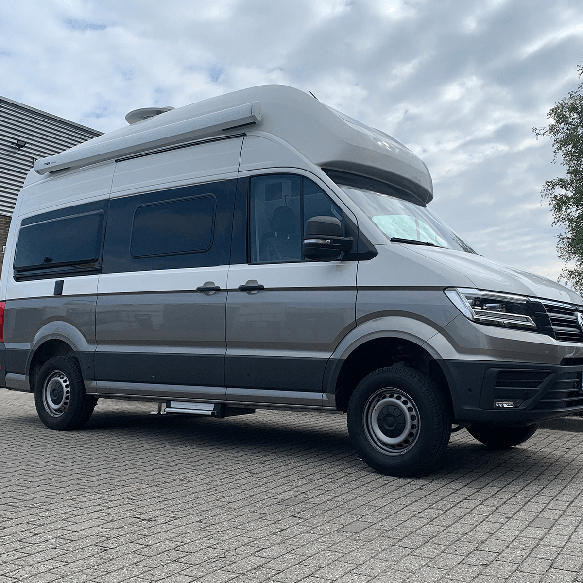 Sistem de calare hidraulic automat pentru autorulote și rulote - CampShop.ro