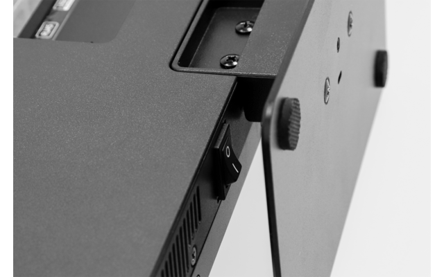 Televizor BERGER Smart TV Advanteq, diagonala de 81 cm (32 inch) cu tuner triplu, 12 / 230 V - CampShop.ro