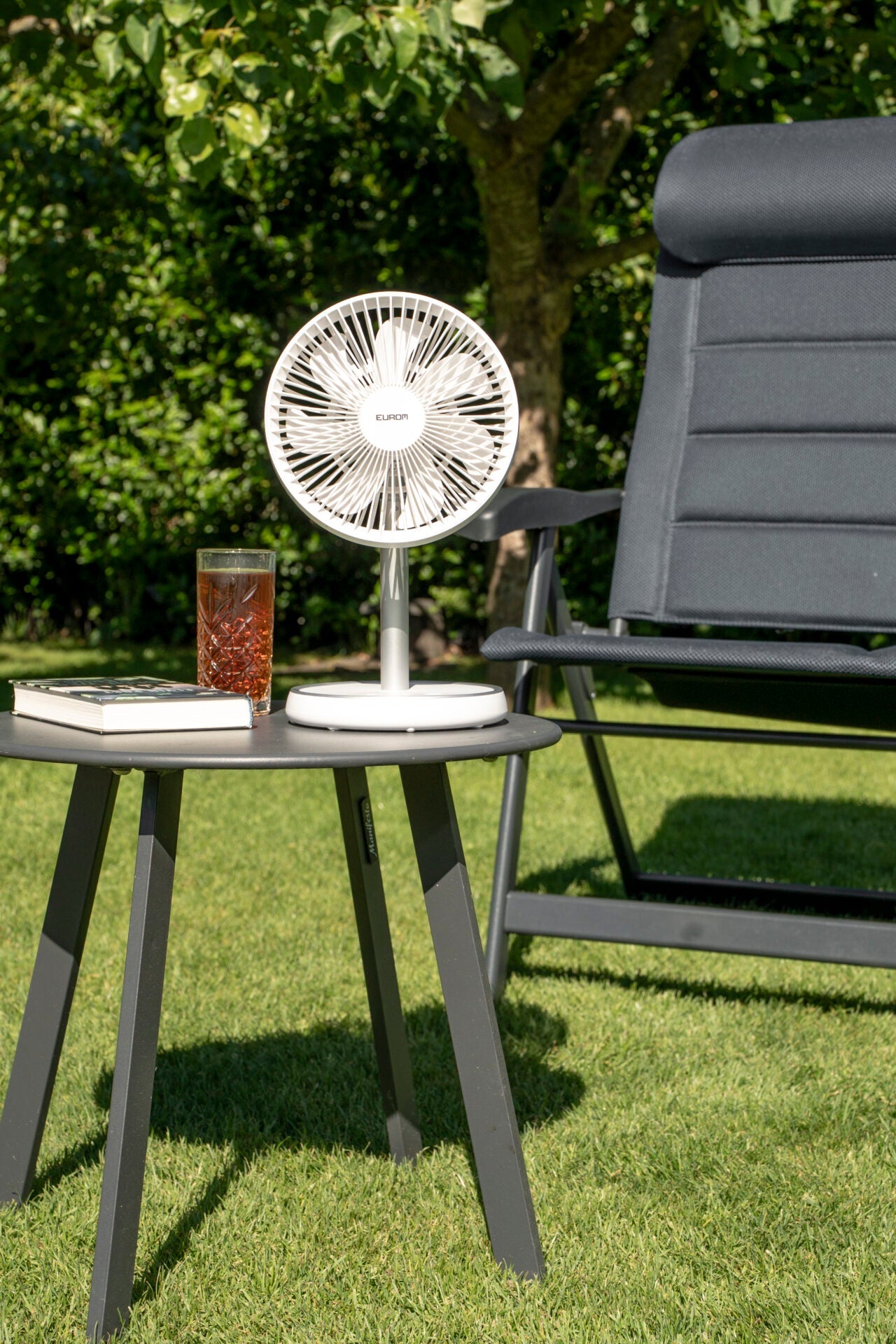Ventilator portabil fara fir, camping si outdoor, Eurom Vento Cordless Telescopic Fan – v - CampShop.ro
