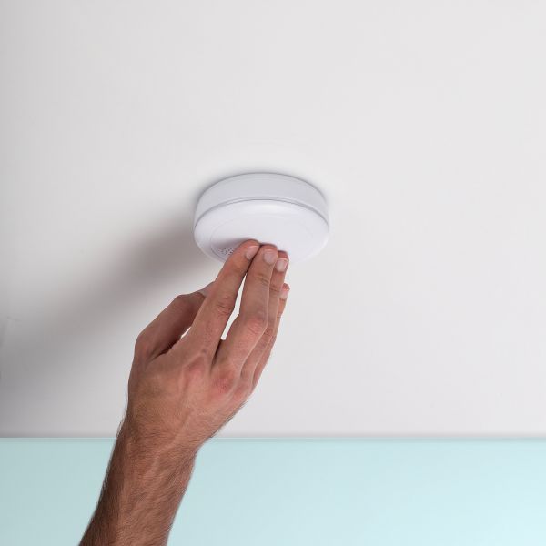 Alarma / senzor de fum, monoxid de carbon, pentru rulota sau casa SMARTWARESS RM218 - campshop.ro