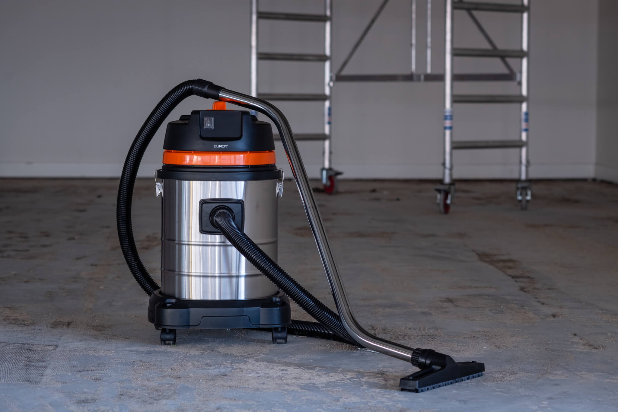 Aspirator umed/uscat EUROM FORCE 1240 - CampShop.ro