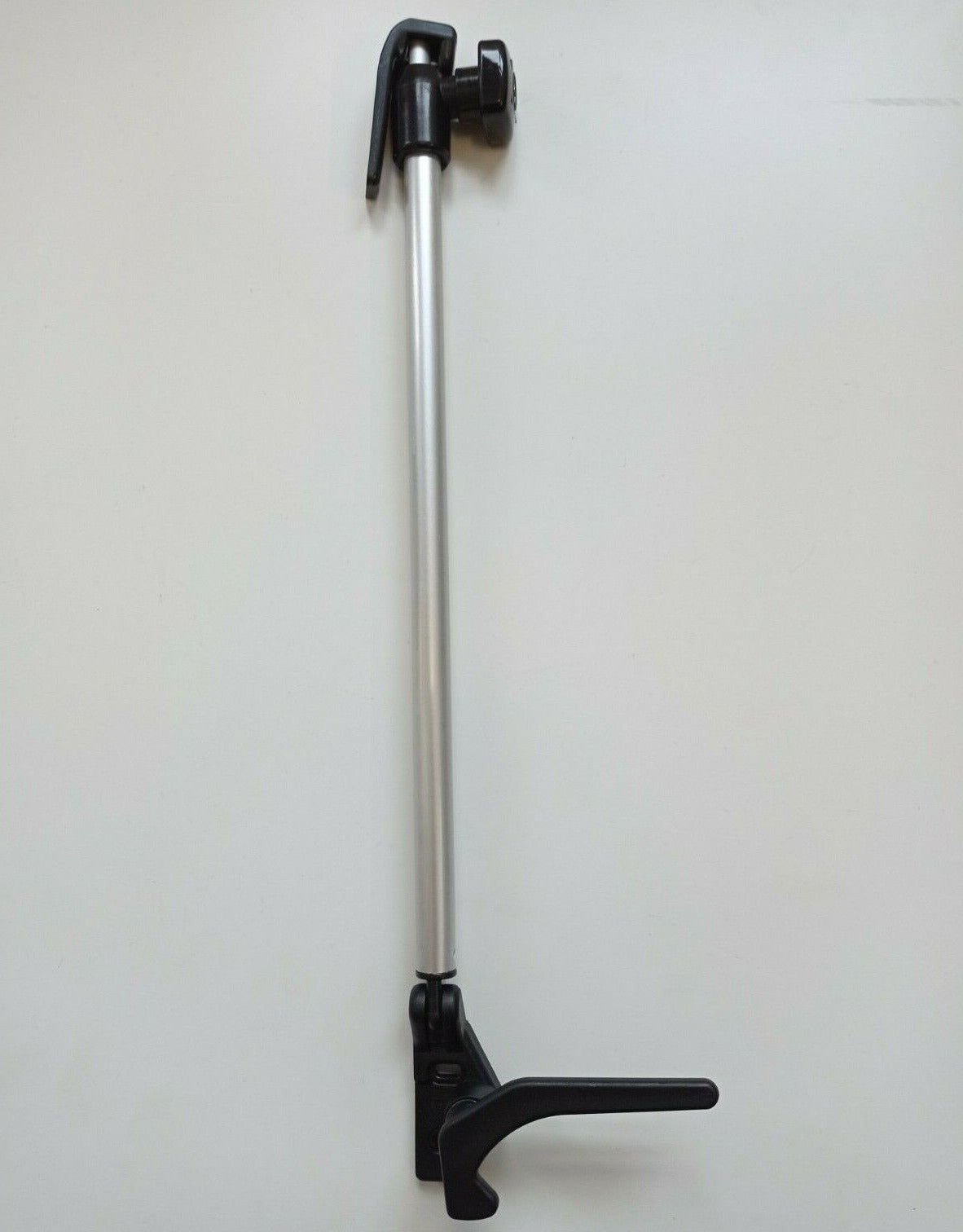 Brat extensie/deschidere pentru fereastra rulota/autorulota, ajustare continua, prindere pe surub, POLYPLASTIC - campshop.ro