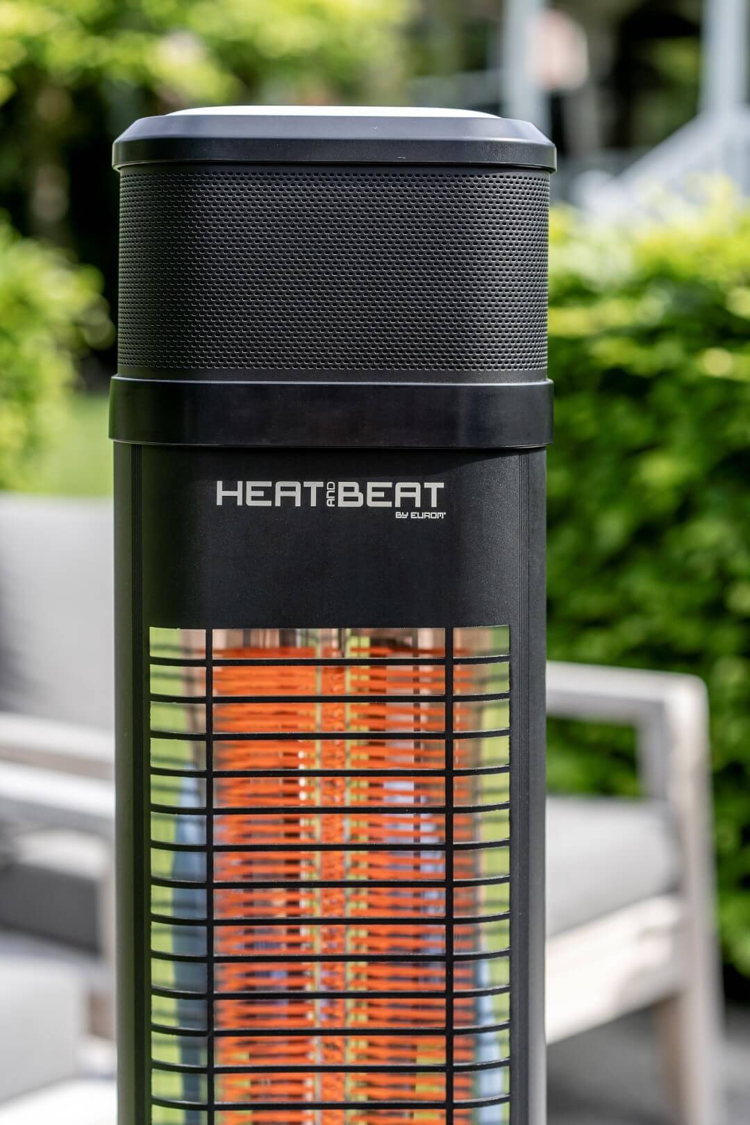 Incalzitor de terasa Eurom Heat and Beat Tower (lumini LED si boxe incluse) - CampShop.ro