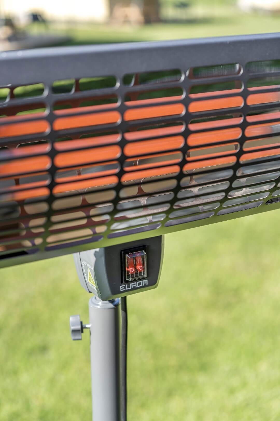 Incalzitor de terasa mobil, cu picior, Eurom Q-time 2000S - CampShop.ro