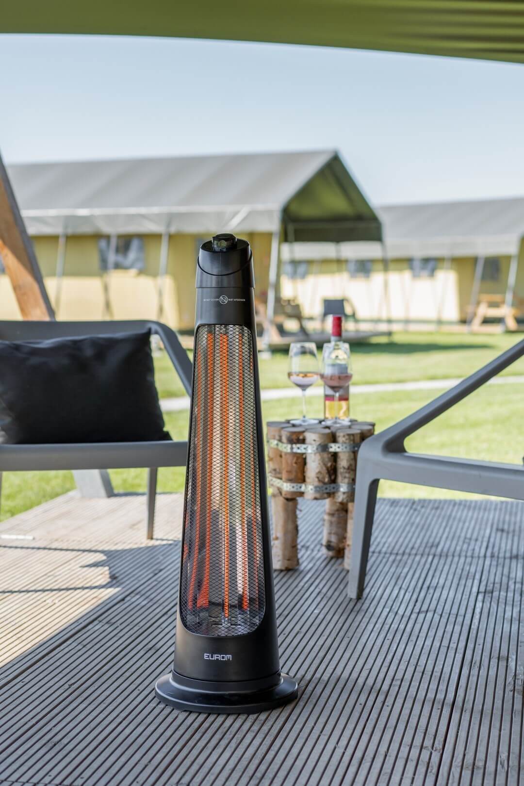 Incalzitor oscilant pentru terasa/cort EUROM Q-TOWER 1200 - campshop.ro