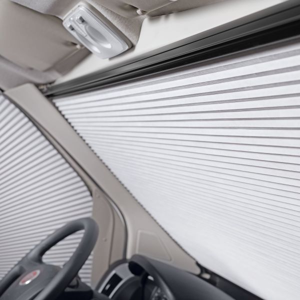 Jaluzele plisate, frontale, pentru autorulote/autoutilitare, DOMETIC (pentru Fiat Ducato X250/X290) - campshop.ro