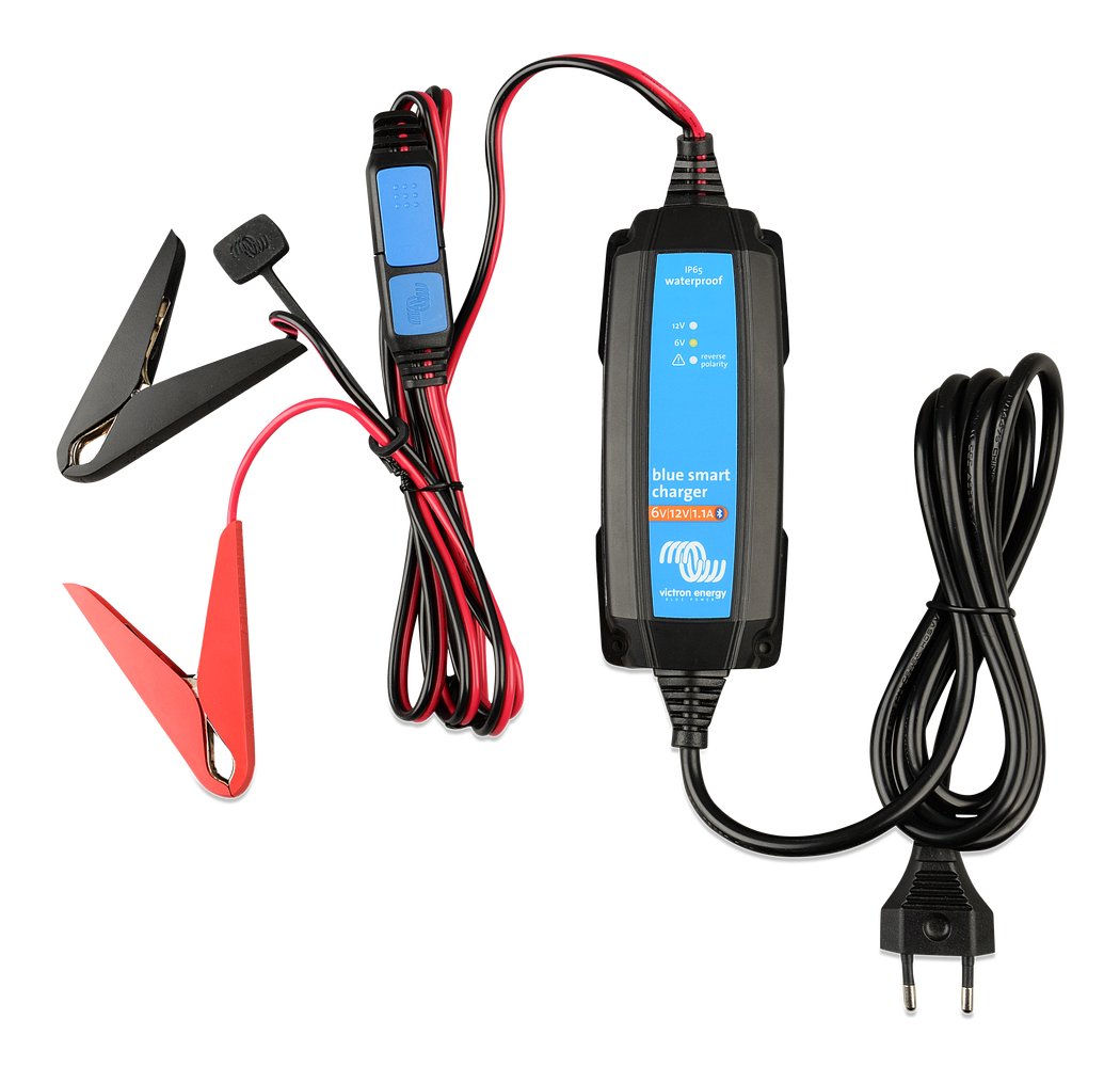 Incarcator de retea Victron Energy Blue Smart IP65 Charger 6V/12V-1.1 + DC connector - CampShop.ro