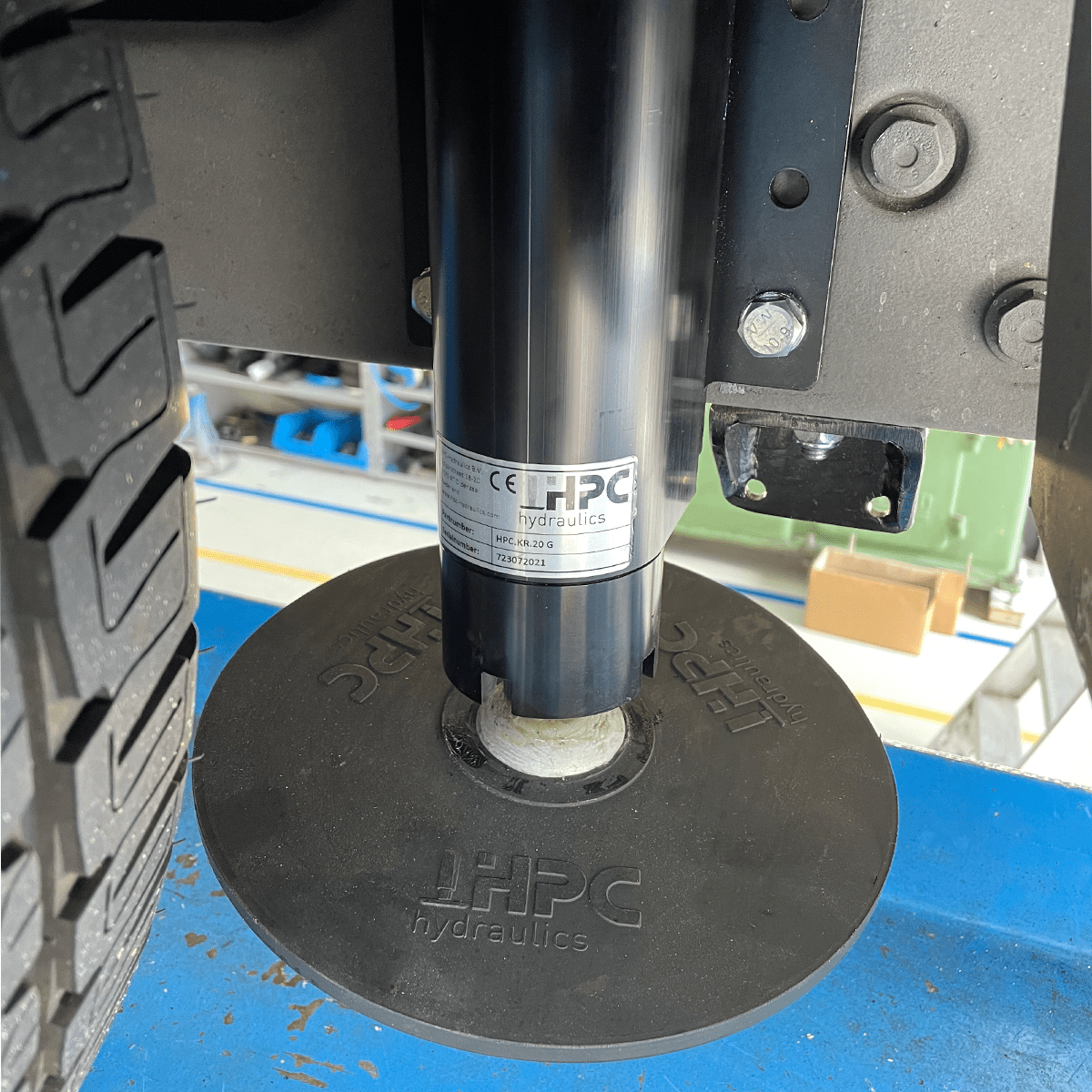 Sistem de calare hidraulic automat pentru autorulote și rulote - CampShop.ro