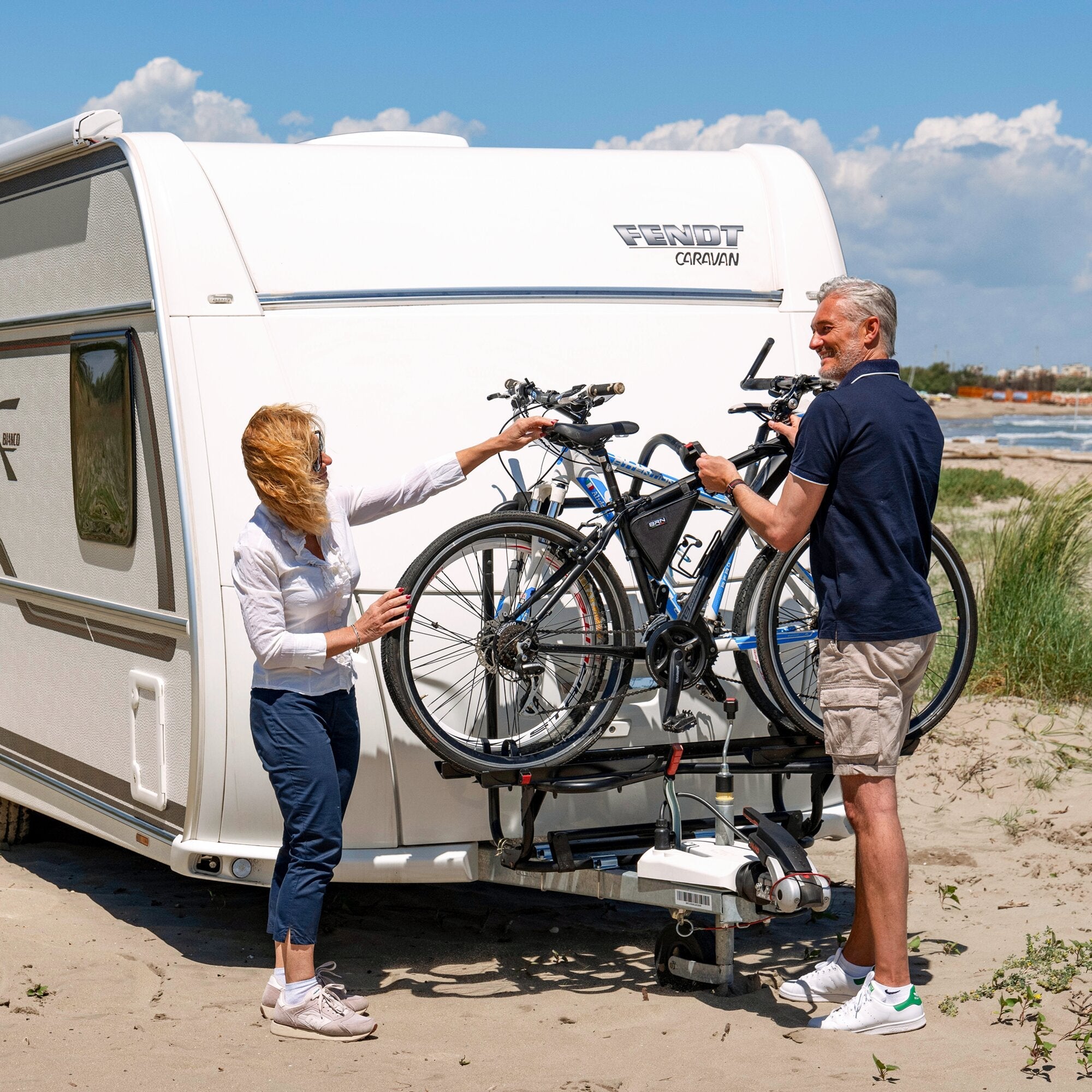 Suport de protappentru rulote Fiamma Carry - Bike Caravan XL A Pro 300, negru - CampShop.ro